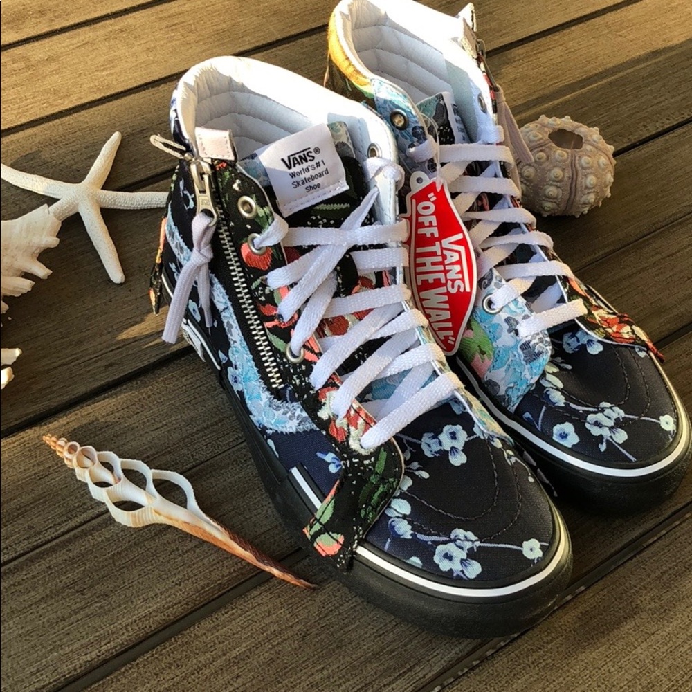 🌴🌼VANS- Unique AWESOME HIGH TOPS🌼🌴 - Picture 9 of 14